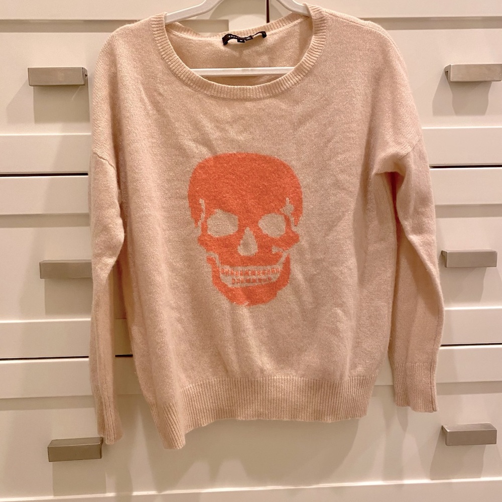 Skull Cashmere cashmere sweater. Excellent condition